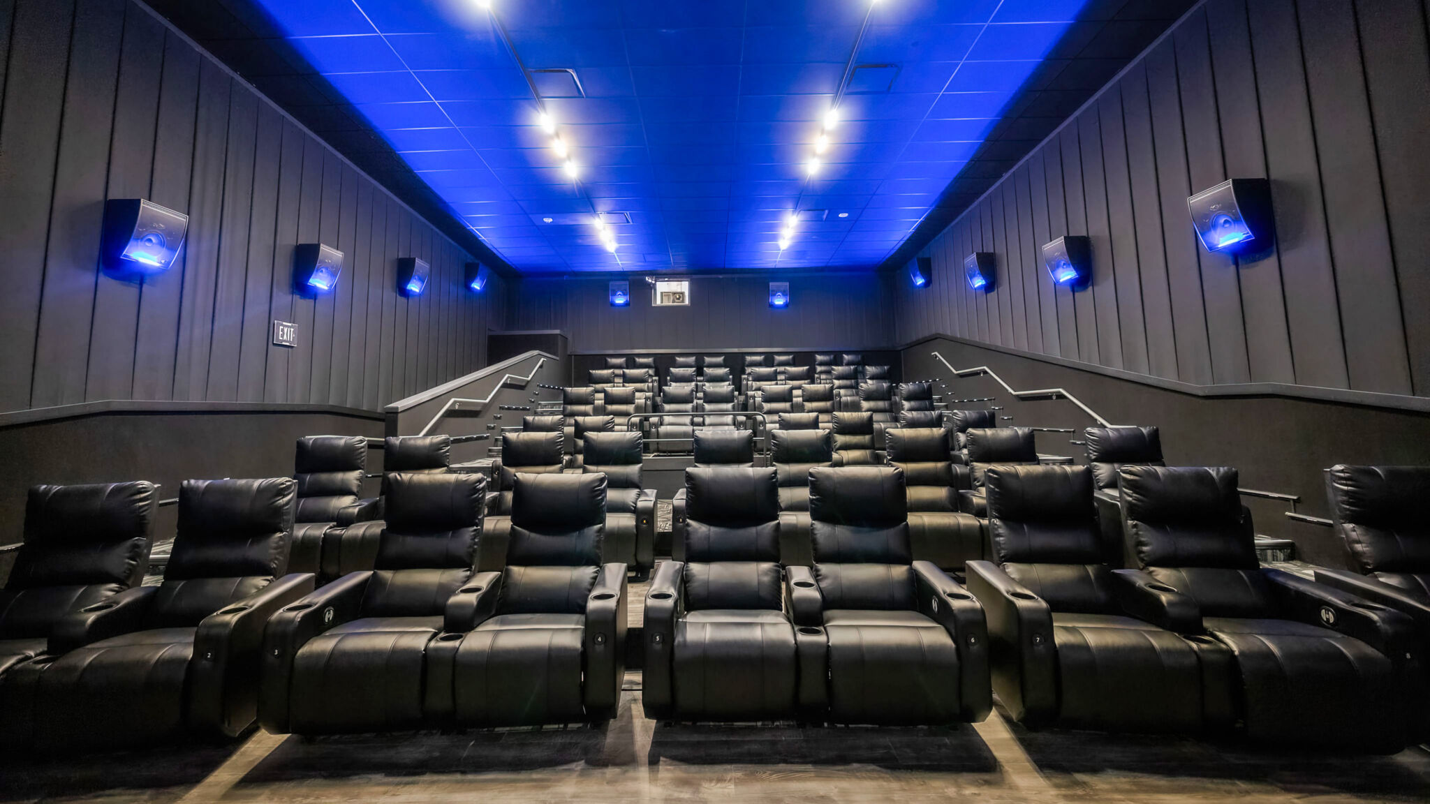 MN at the B&B Theatres Grand Island 7 (USA)