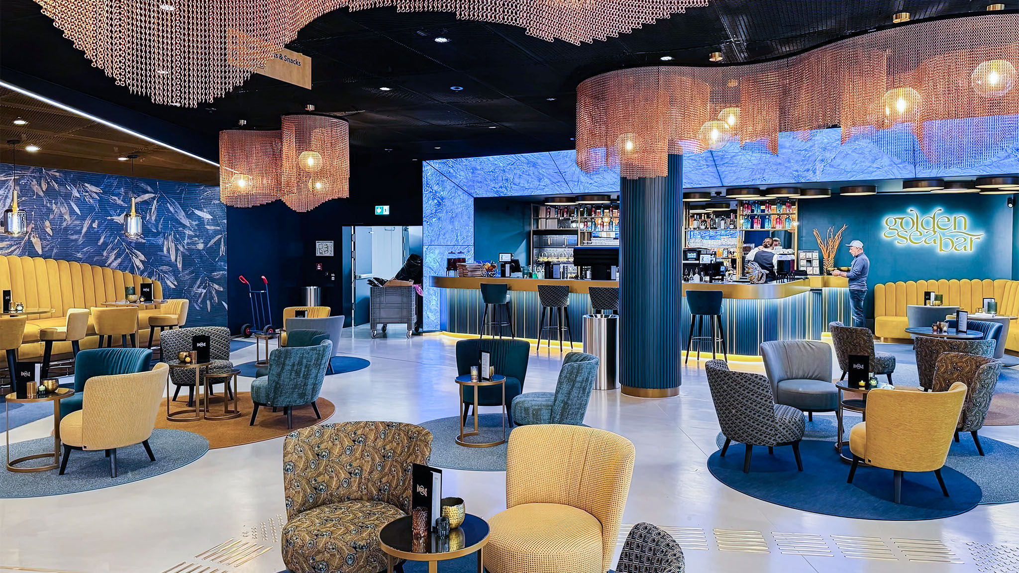 MN Mounting at Kinopolis HafenCity MN Mounting at Kinopolis HafenCity