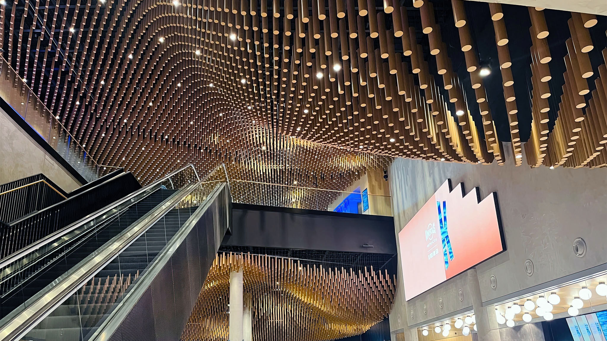 MN Mounting at Kinopolis HafenCity MN Mounting at Kinopolis HafenCity